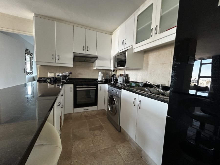 2 Bedroom Property for Sale in Beachfront Western Cape